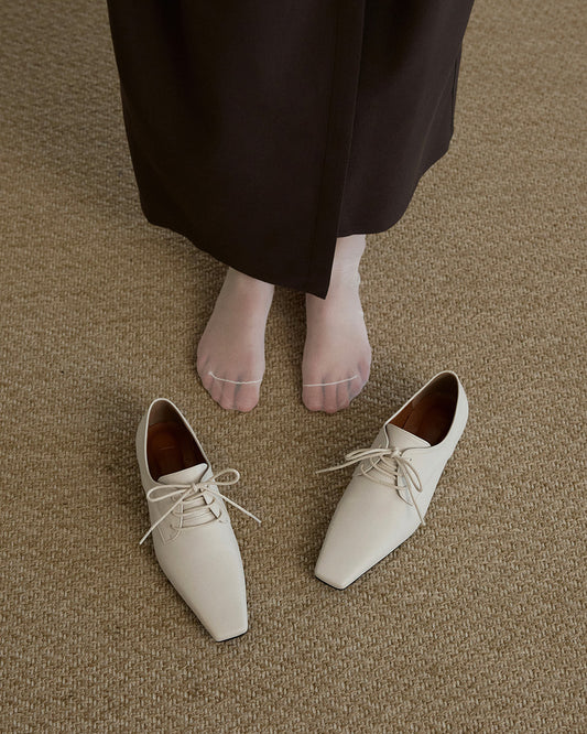 ROEV Square Lace-up Loafers_Ivory