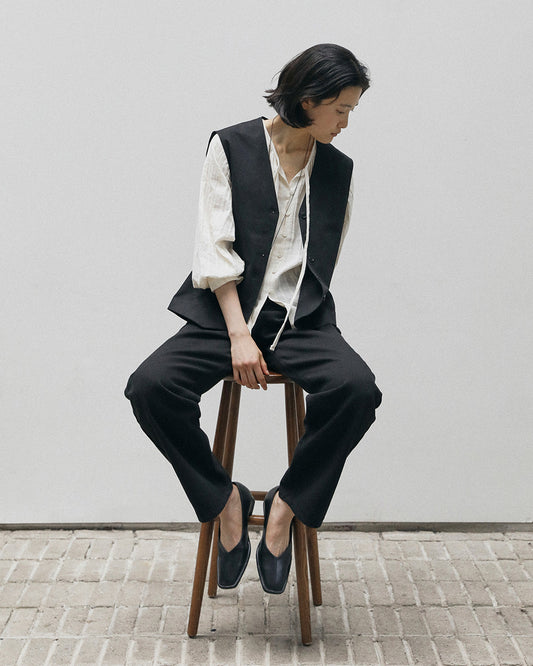 OUBE Square Flats_Black
