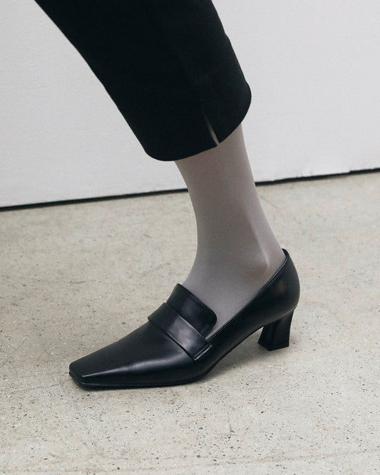 KAV Heeled Loafers_Black