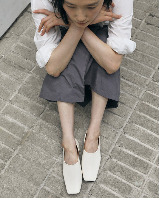NOUV Square Flats_Ivory