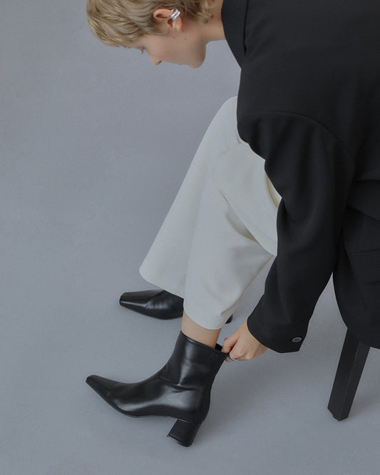 KHAI Ankle Boots_Black