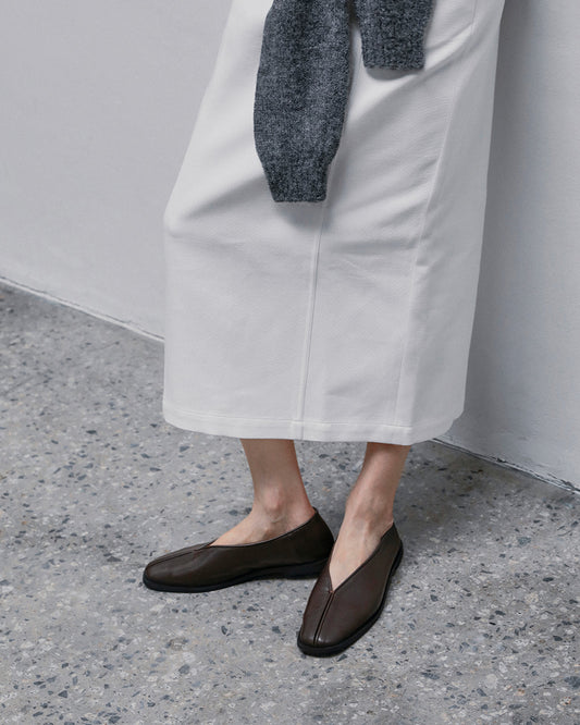 ODE V-Cut Flats_Darkbrown